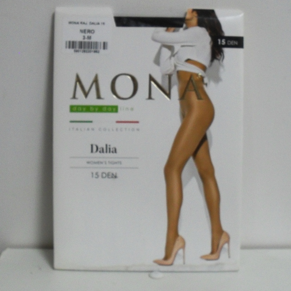 NWT Black Pantyhose Size 3   15 Den